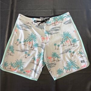 Billabong Men's Flamingo and Palm Swim Shorts - Gray and Green Size 36